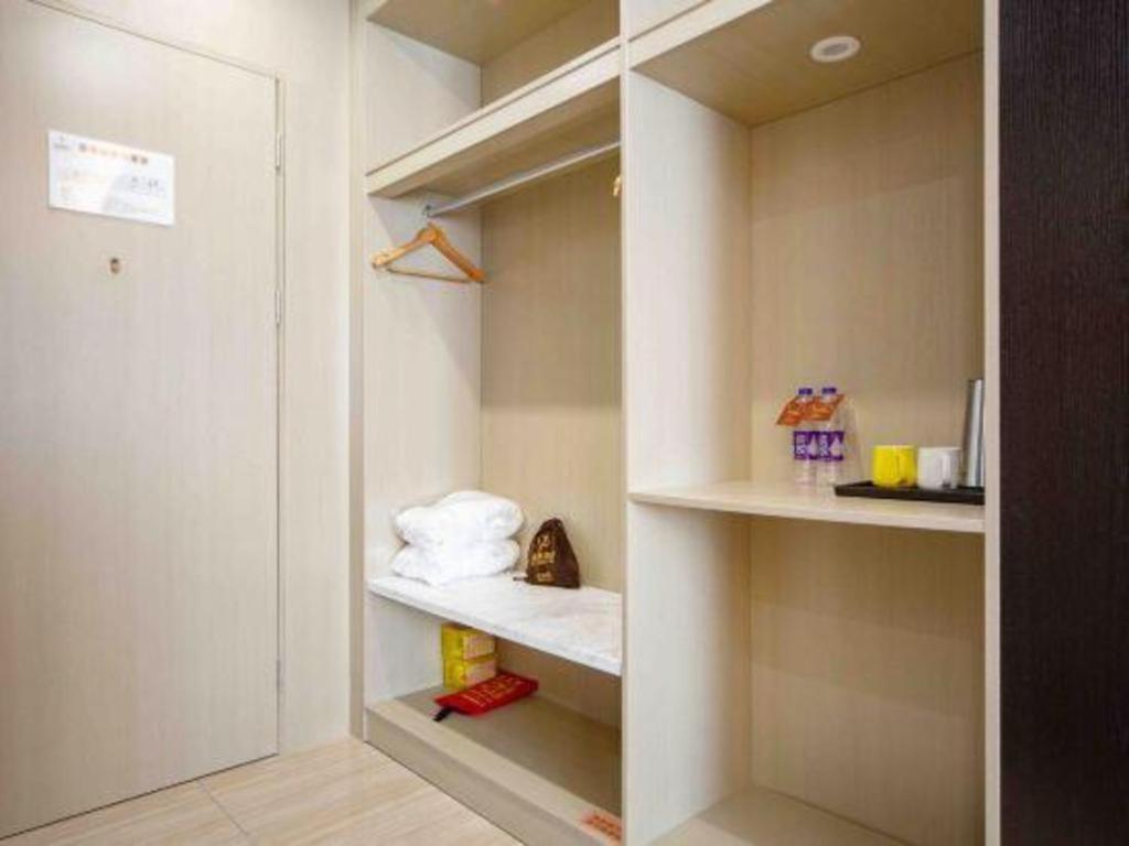 Gya Changzhou Wujin District Hutang New Era Furniture Plaza Hotel מראה חיצוני תמונה