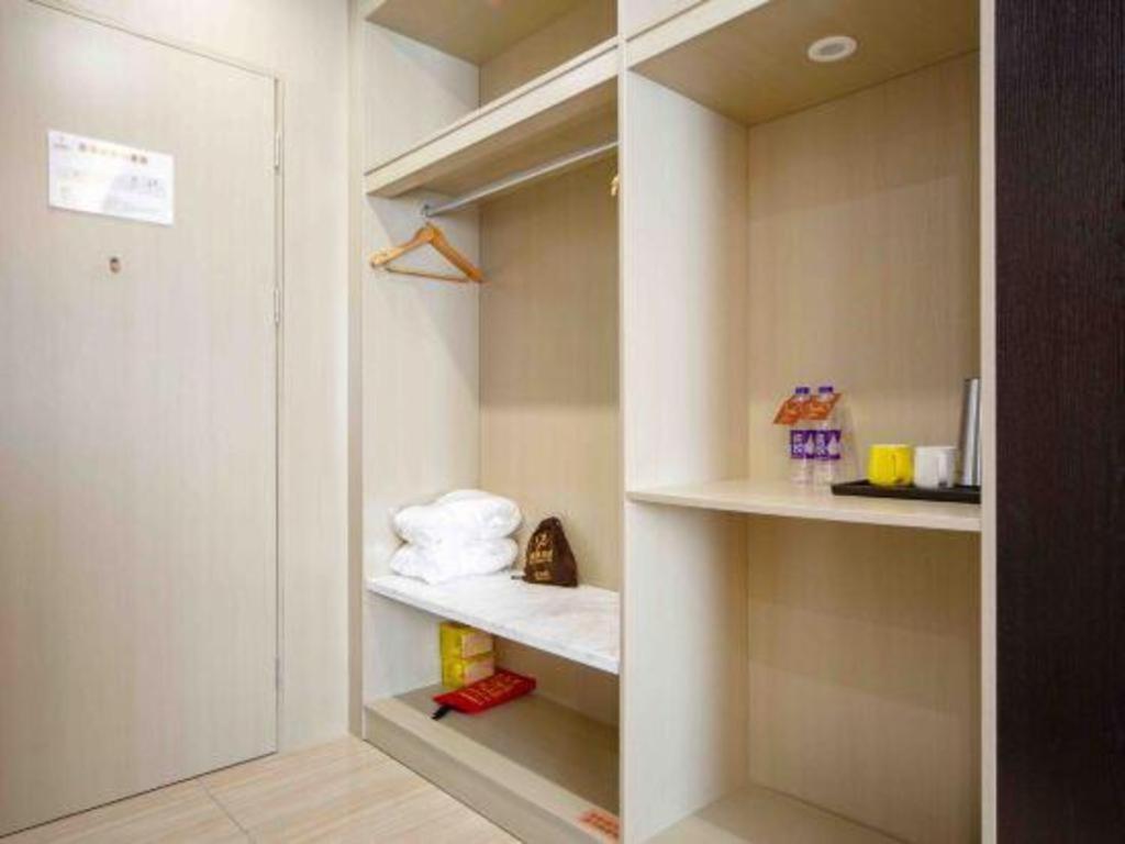 Gya Changzhou Wujin District Hutang New Era Furniture Plaza Hotel מראה חיצוני תמונה
